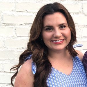 Meet your Posher, Julia